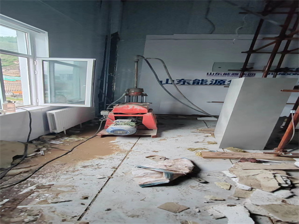 富源地基基础下沉墙体裂缝加固注浆顶升施工